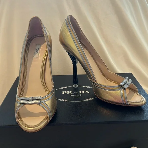 Prada Heels - Picture 1 of 13